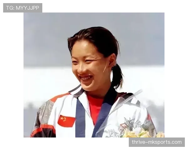 伏明霞这生活真让人心累，儿子都能败光她的“宝藏”真不简单