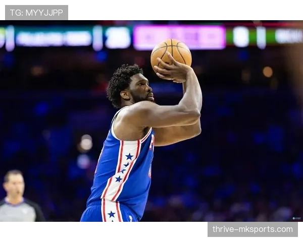 恩比德今天视频通话里居然晒了他那堆价值百万的手表，生活跟咱们完全不是一个次元啊！